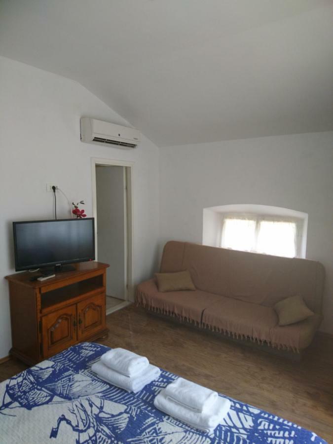 Apartment Dalmatinac Ivo Polače Zewnętrze zdjęcie